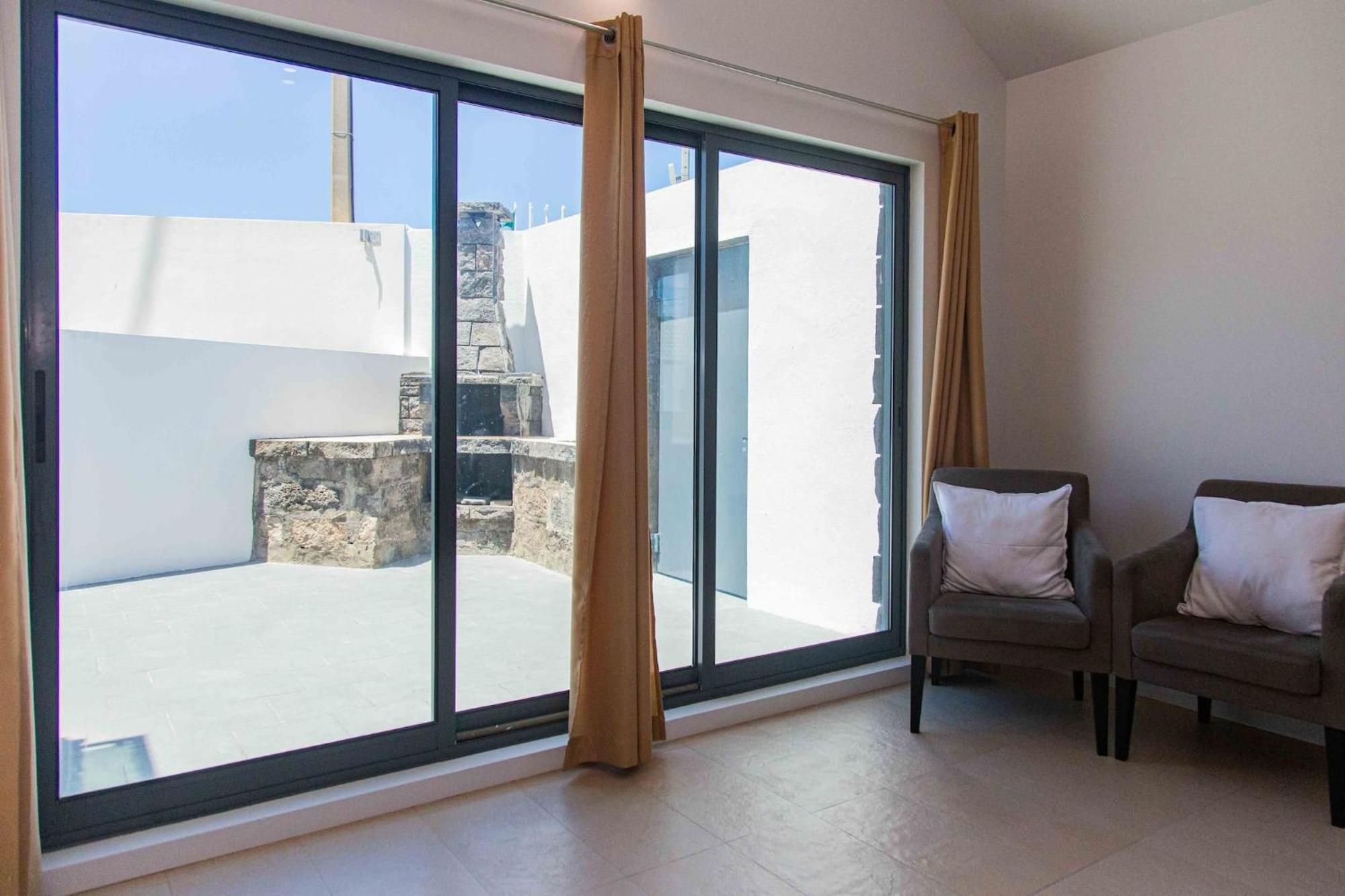 Mosteiros Beach House Exteriör bild
